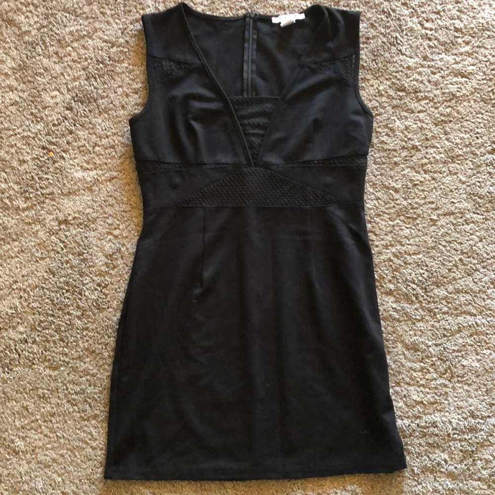 🌿 Glamorous Black Dress